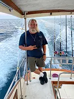 Captain Dave Tilley on Wild Rover III Carolina Beach offshore fishing charter boat captain