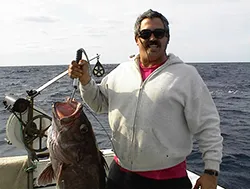 Captain Dave Tilley commercial fishing offshore Carolina Beach NC for Grouper and Snapper