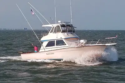 Wild Rover III Carolina Beach offshore fishing charter boat